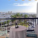 Blanco&azul - Ocean View Balcony, Pool And Perfect Location Playa de las Americas (Tenerife)
