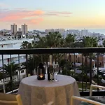 Blanco&azul - Ocean View Balcony, Pool And Perfect Location * Playa de las Americas (Tenerife)